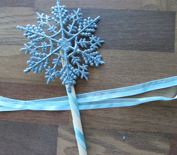 snowflake wand tie ribbon