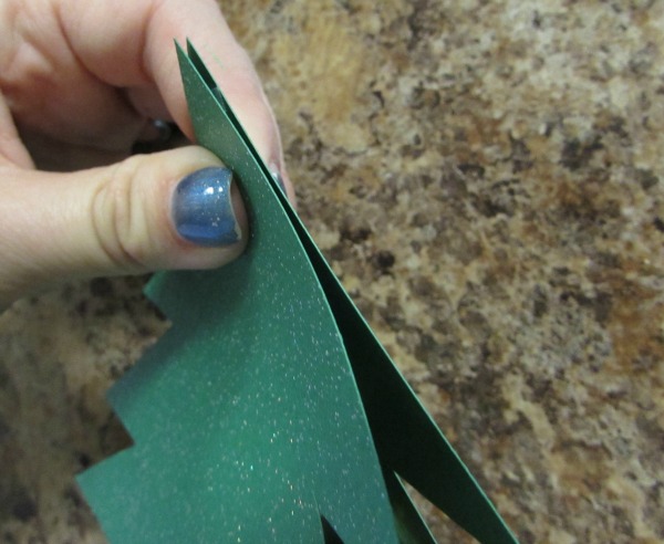 glue or tape the top together