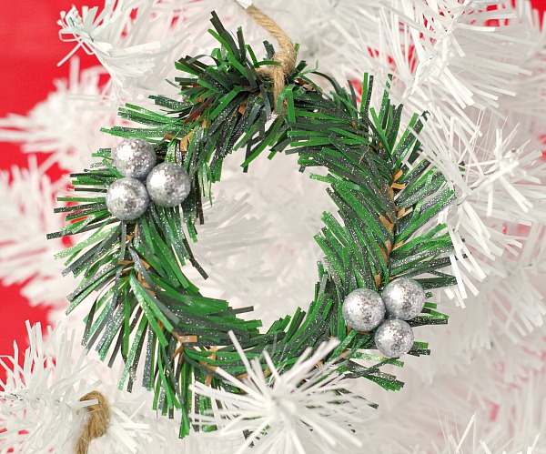 sparkly little wreath ornament